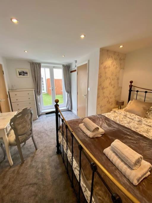 Stratford Centre, Ground Level, Parking Nearby 아파트 외부 사진